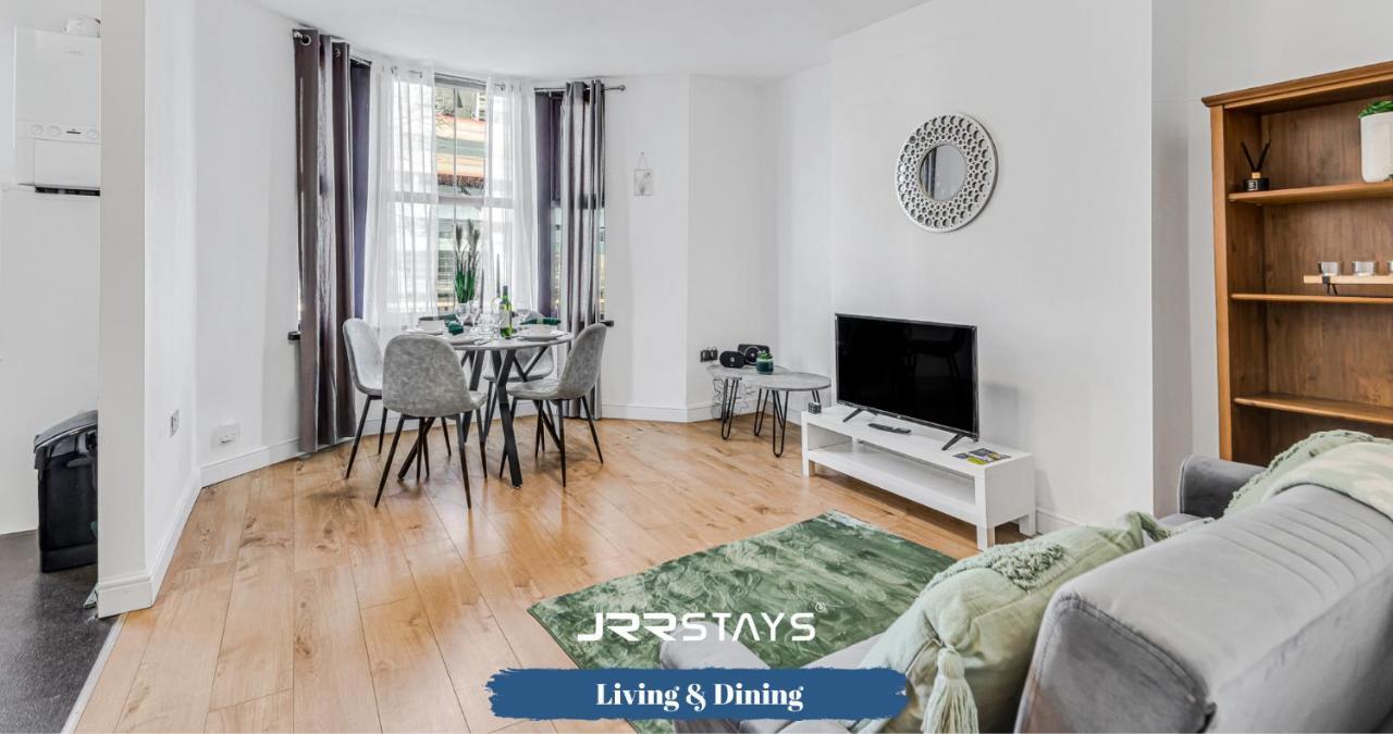 Cardiff Stylish 2 Bedroom Sleeps 6 Wi-Fi - Jrr Stays Zewnętrze zdjęcie