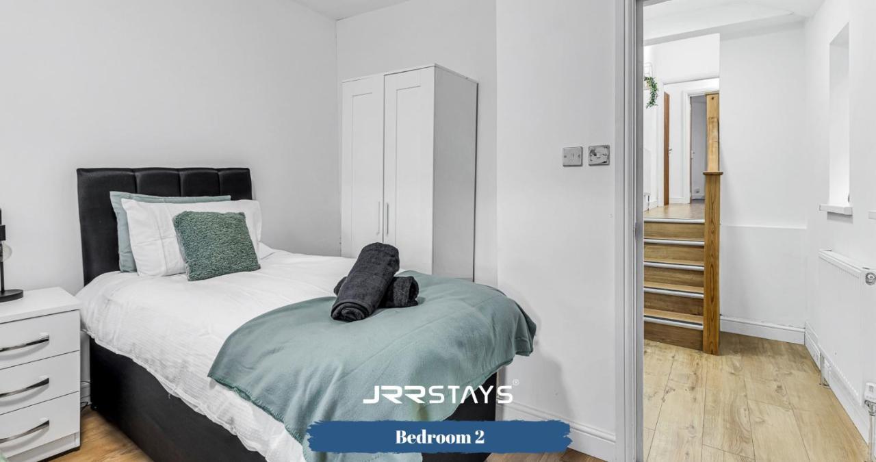 Cardiff Stylish 2 Bedroom Sleeps 6 Wi-Fi - Jrr Stays Zewnętrze zdjęcie