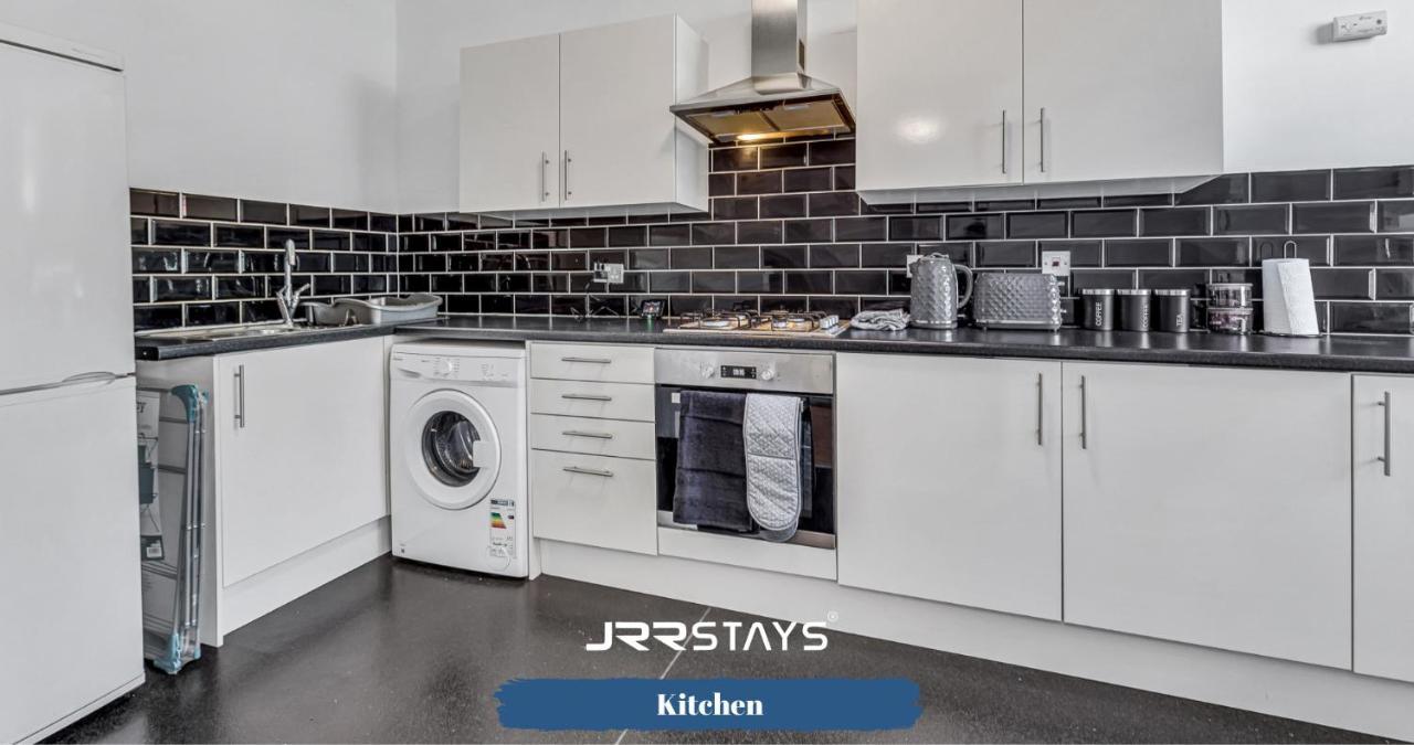 Cardiff Stylish 2 Bedroom Sleeps 6 Wi-Fi - Jrr Stays Zewnętrze zdjęcie