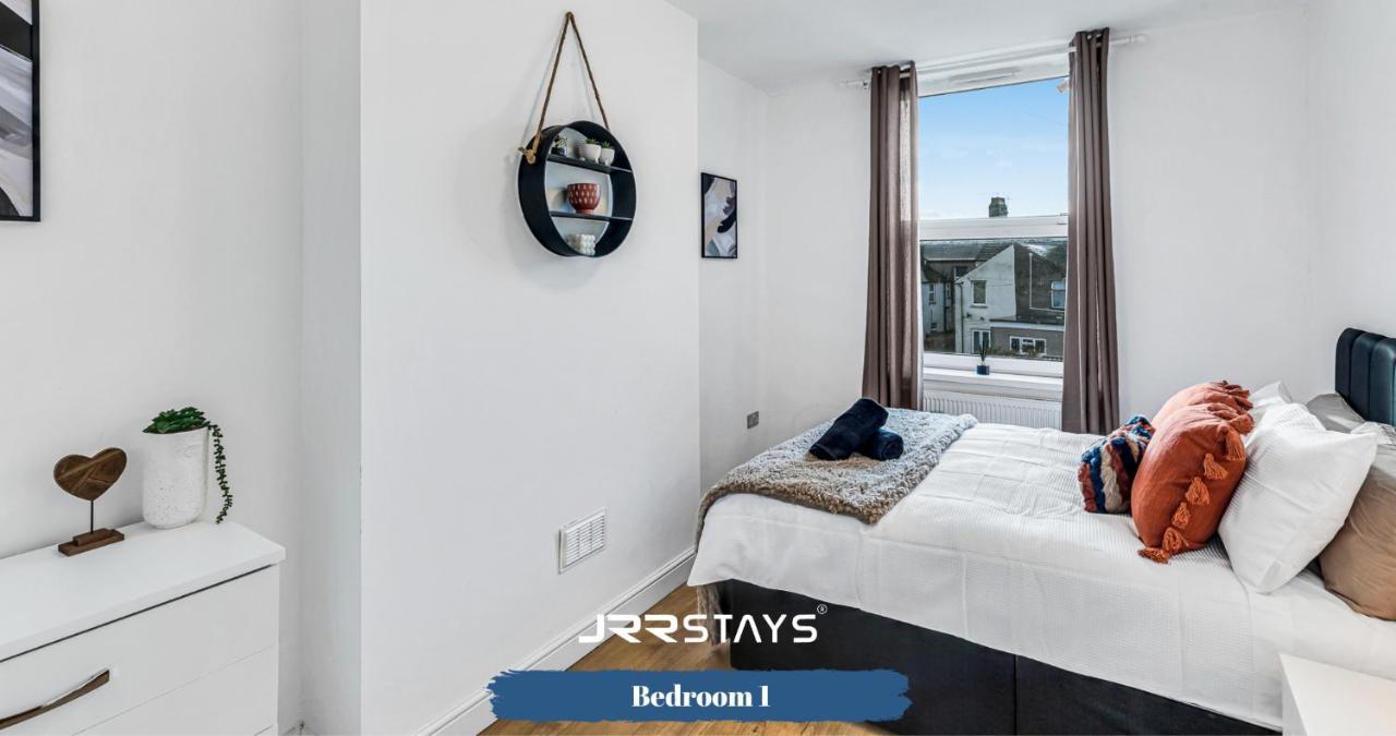 Cardiff Stylish 2 Bedroom Sleeps 6 Wi-Fi - Jrr Stays Zewnętrze zdjęcie